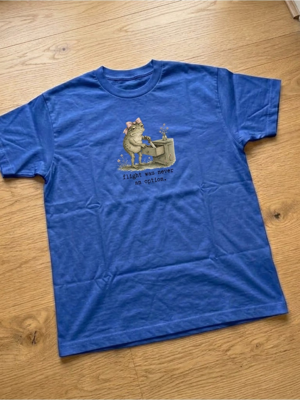 Gildan Funny Frog Graphic Blue Graphic Shirt